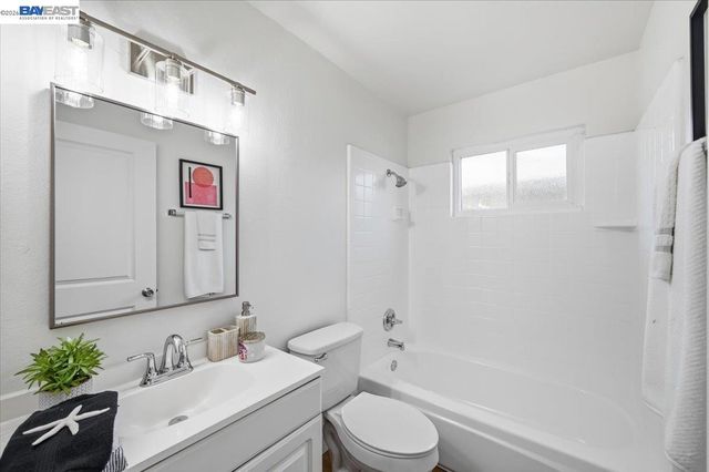 1961 Mclaughlin Ave, San Jose, CA 95122