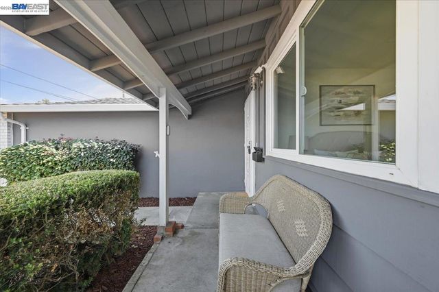 1961 Mclaughlin Ave, San Jose, CA 95122