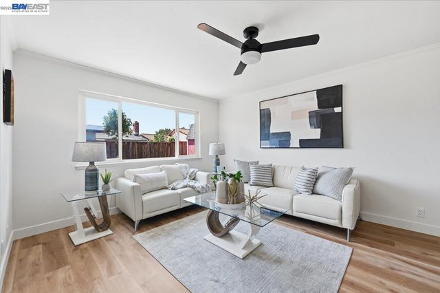 1961 Mclaughlin Ave, San Jose, CA 95122