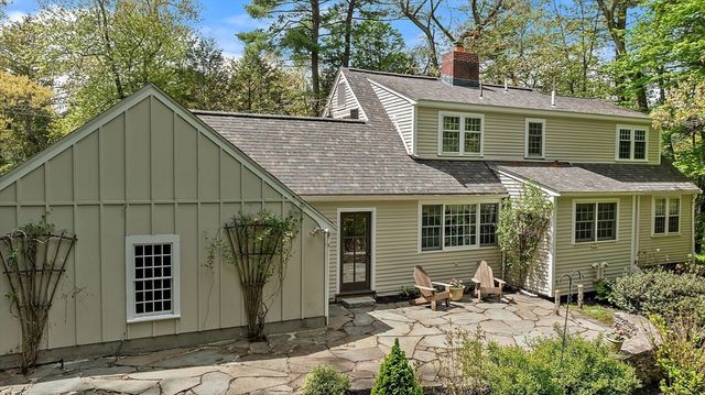 37 Moore Rd, Wayland, MA 01778