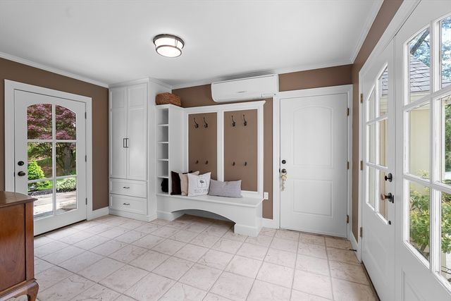 37 Moore Rd, Wayland, MA 01778