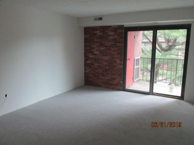 146 Marble 307, Stoneham, MA 02180