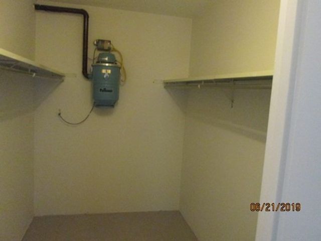 146 Marble 307, Stoneham, MA 02180
