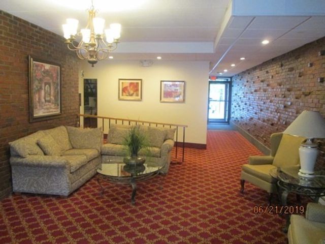 146 Marble 307, Stoneham, MA 02180