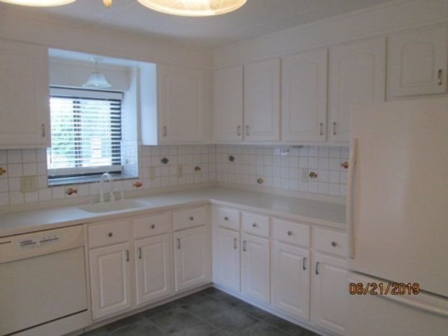 146 Marble 307, Stoneham, MA 02180
