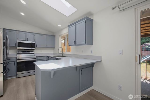 21141 SE 278th Way, Maple Valley, WA 98038