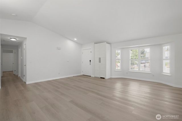 21141 SE 278th Way, Maple Valley, WA 98038