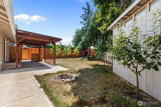 21141 SE 278th Way, Maple Valley, WA 98038