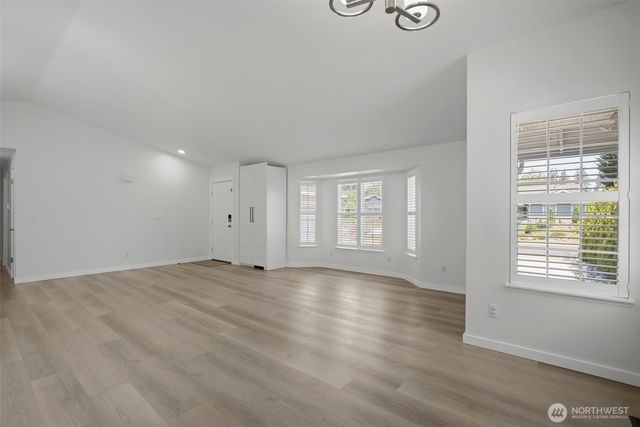 21141 SE 278th Way, Maple Valley, WA 98038