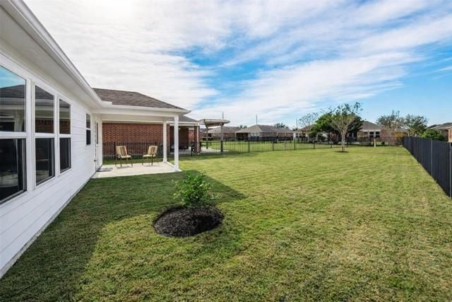 614 Shoreside Drive, Richmond, TX 77469