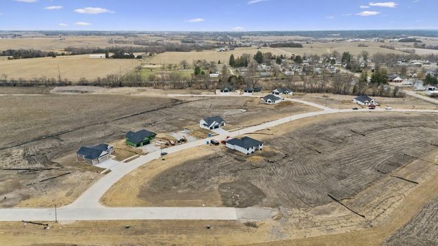 261 Howard Avenue NW, Swisher, IA 52338
