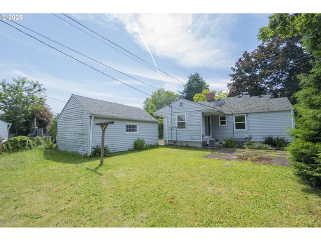 11425 Ne SHAVER St, Portland, OR 97220
