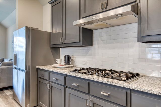 134 Capilano Way, Garland, TX 75043