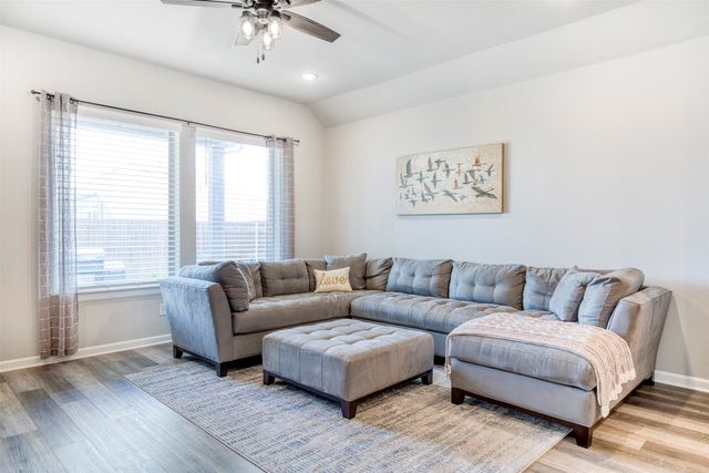 134 Capilano Way, Garland, TX 75043