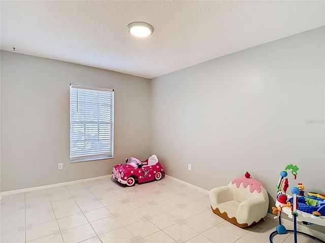 7110 HOLLOWELL DRIVE, Tampa, FL 33634