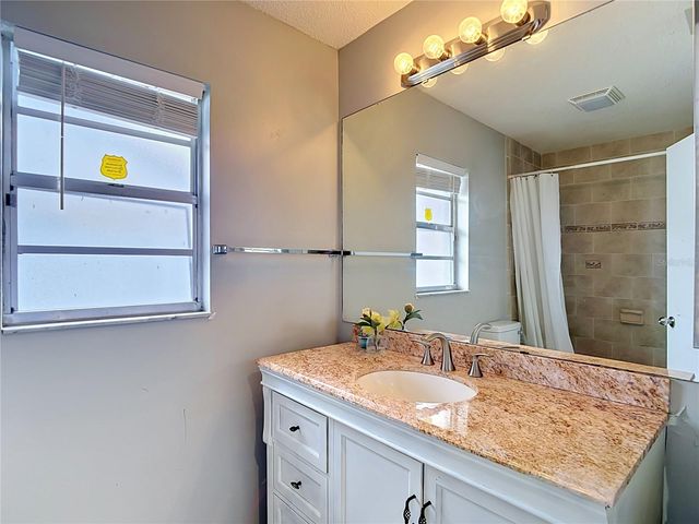 7110 HOLLOWELL DRIVE, Tampa, FL 33634