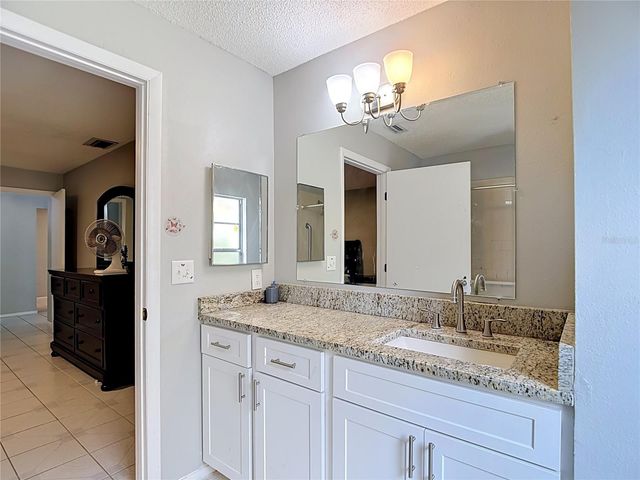7110 HOLLOWELL DRIVE, Tampa, FL 33634
