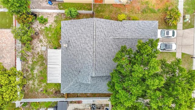 7110 HOLLOWELL DRIVE, Tampa, FL 33634
