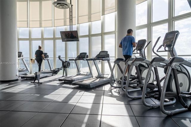 1800 N Bayshore Dr 1803, Miami, FL 33132