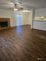 1703 N 38th Street D, Killeen, TX 76543