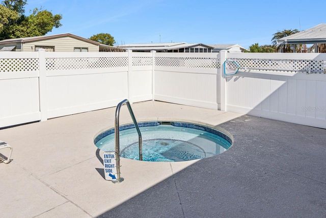 6643 WESTCHESTER DRIVE NE, Winter Haven, FL 33881