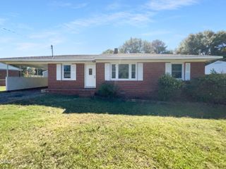 5107 Tulip Drive, Fayetteville, NC 28304