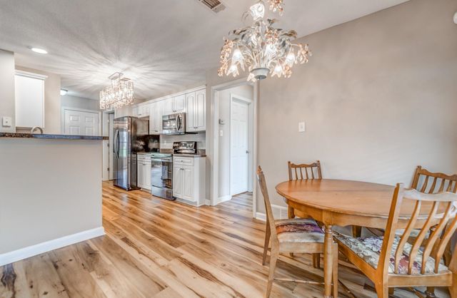 130 GARDEN SPRINGS DR, Oakland, TN 38060