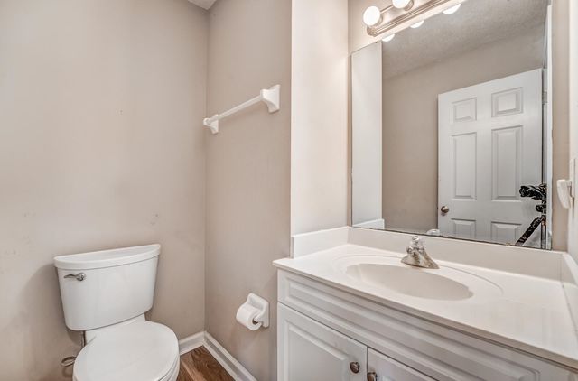 130 GARDEN SPRINGS DR, Oakland, TN 38060