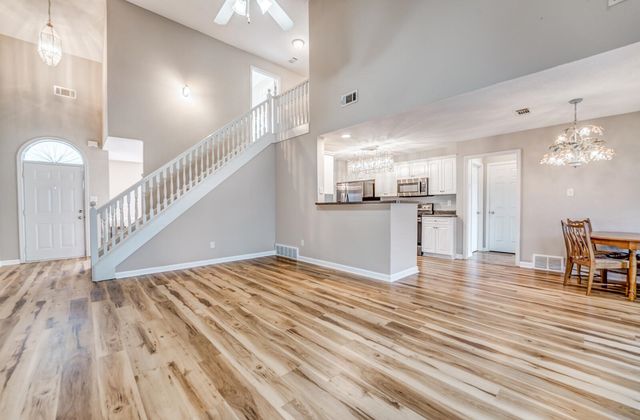 130 GARDEN SPRINGS DR, Oakland, TN 38060