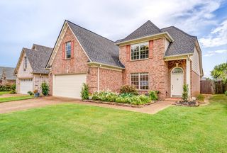 130 GARDEN SPRINGS DR, Oakland, TN 38060
