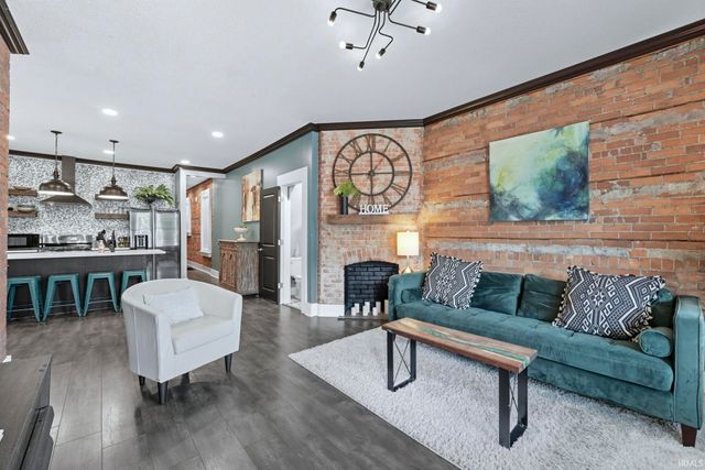 1126 Fairfield Avenue, Fort Wayne, IN 46802