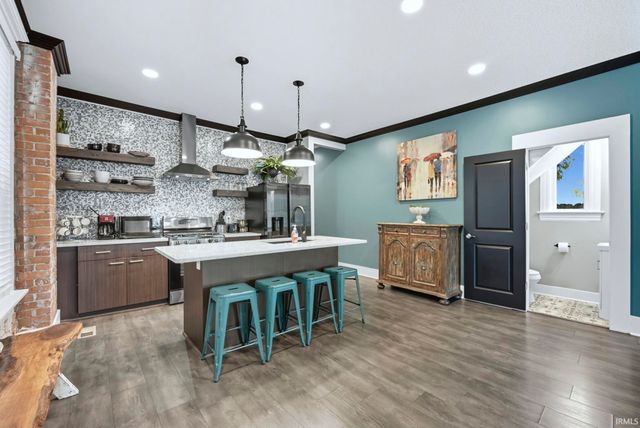 1126 Fairfield Avenue, Fort Wayne, IN 46802