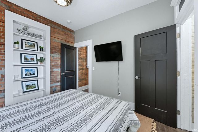 1126 Fairfield Avenue, Fort Wayne, IN 46802