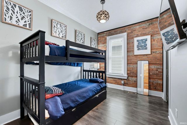 1126 Fairfield Avenue, Fort Wayne, IN 46802