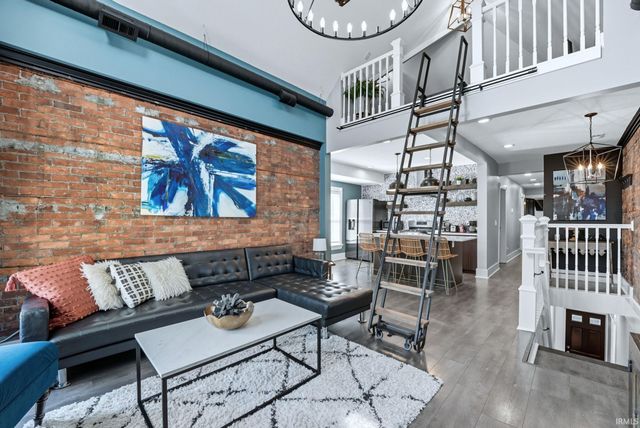 1126 Fairfield Avenue, Fort Wayne, IN 46802