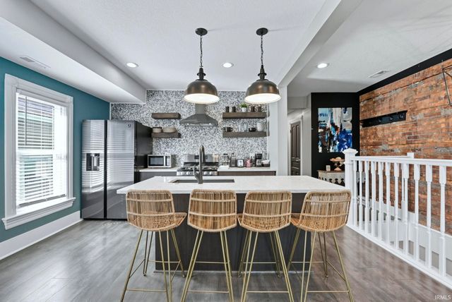 1126 Fairfield Avenue, Fort Wayne, IN 46802