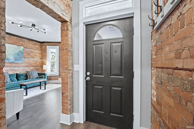 1126 Fairfield Avenue, Fort Wayne, IN 46802