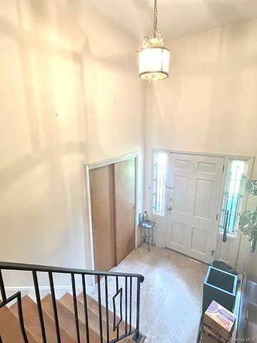 457 Quaker Ridge Road, New Rochelle, NY 10804