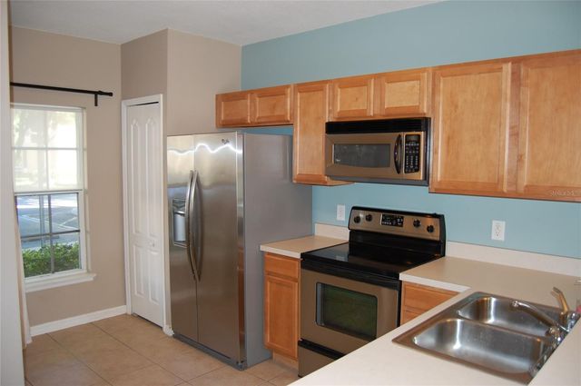 423 WILTON CIRCLE, Sanford, FL 32773