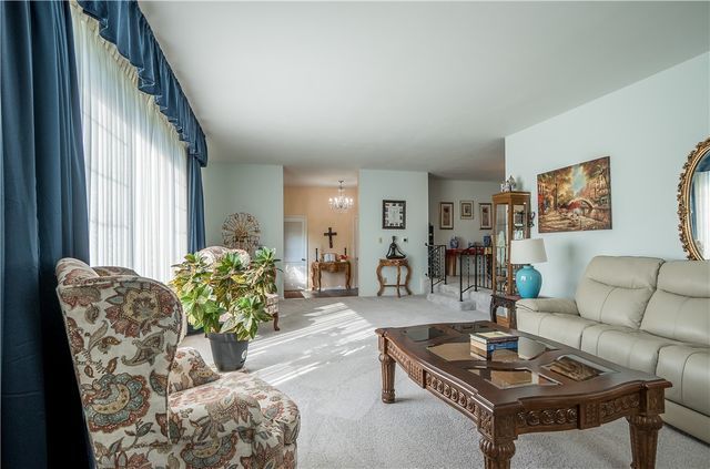 243 E Rahn Road, Kettering, OH 45429
