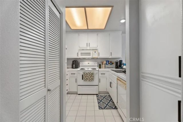2960 Champion Way 1008, Tustin, CA 92782