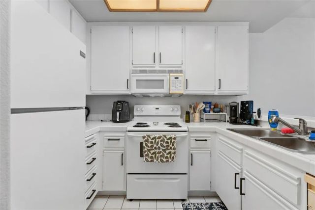2960 Champion Way 1008, Tustin, CA 92782