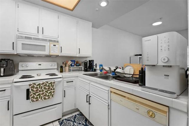 2960 Champion Way 1008, Tustin, CA 92782