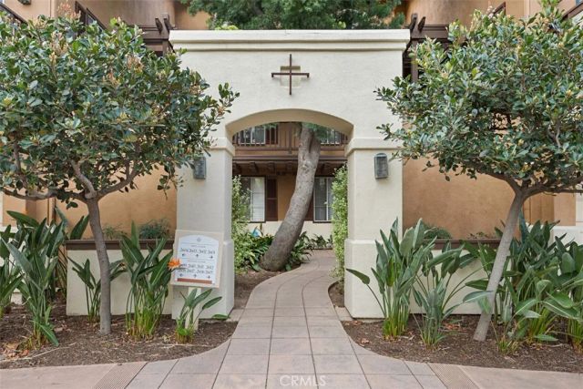 2960 Champion Way 1008, Tustin, CA 92782