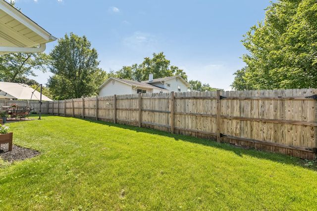 326 N Clark Drive, Palatine, IL 60074