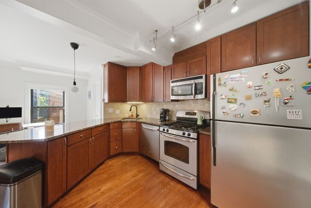 2013 W Crystal Street 1F, Chicago, IL 60622