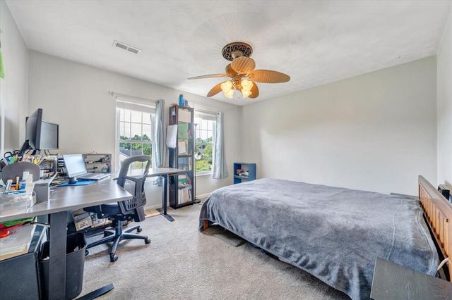 692 Brookfield LN, Roanoke, VA 24012
