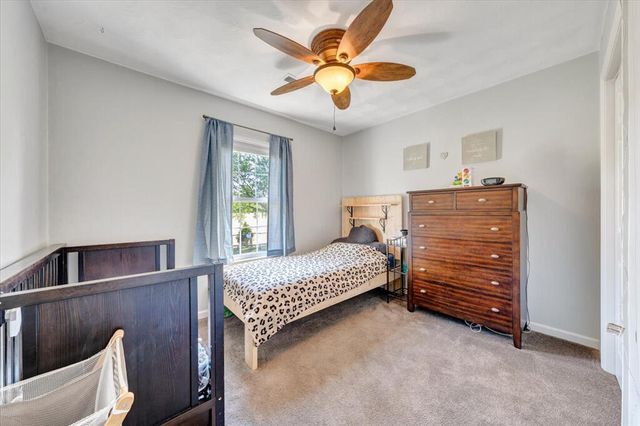 692 Brookfield LN, Roanoke, VA 24012