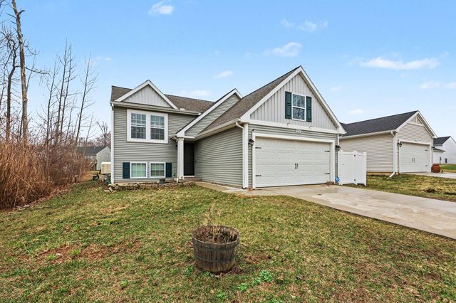 72157 Beacon Court, South Haven, MI 49090
