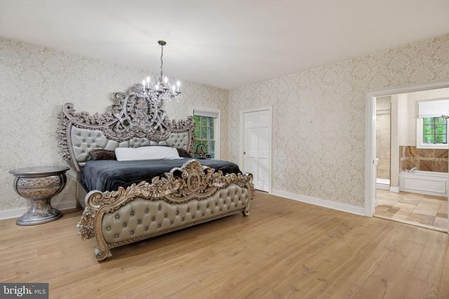 344 WHIG LN, Pilesgrove, NJ 08098